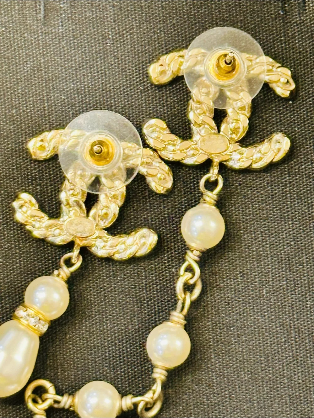 CHANEL Gold-Tone Pearl Drop Asymmetric CC Logo Earrings
